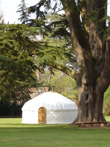 hampton-court-yurt-19-4-07-030